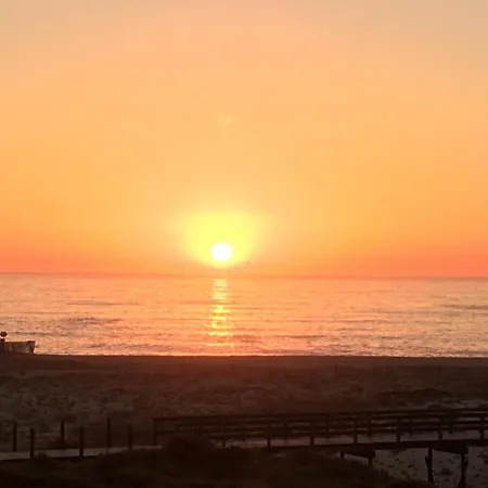 בית נופש Sunshine - 300m To The